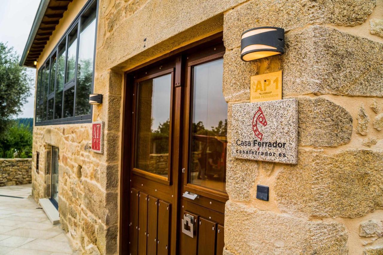 Апартаменты O Forno Casa Ferrador Ribeira Sacra Собер Экстерьер фото